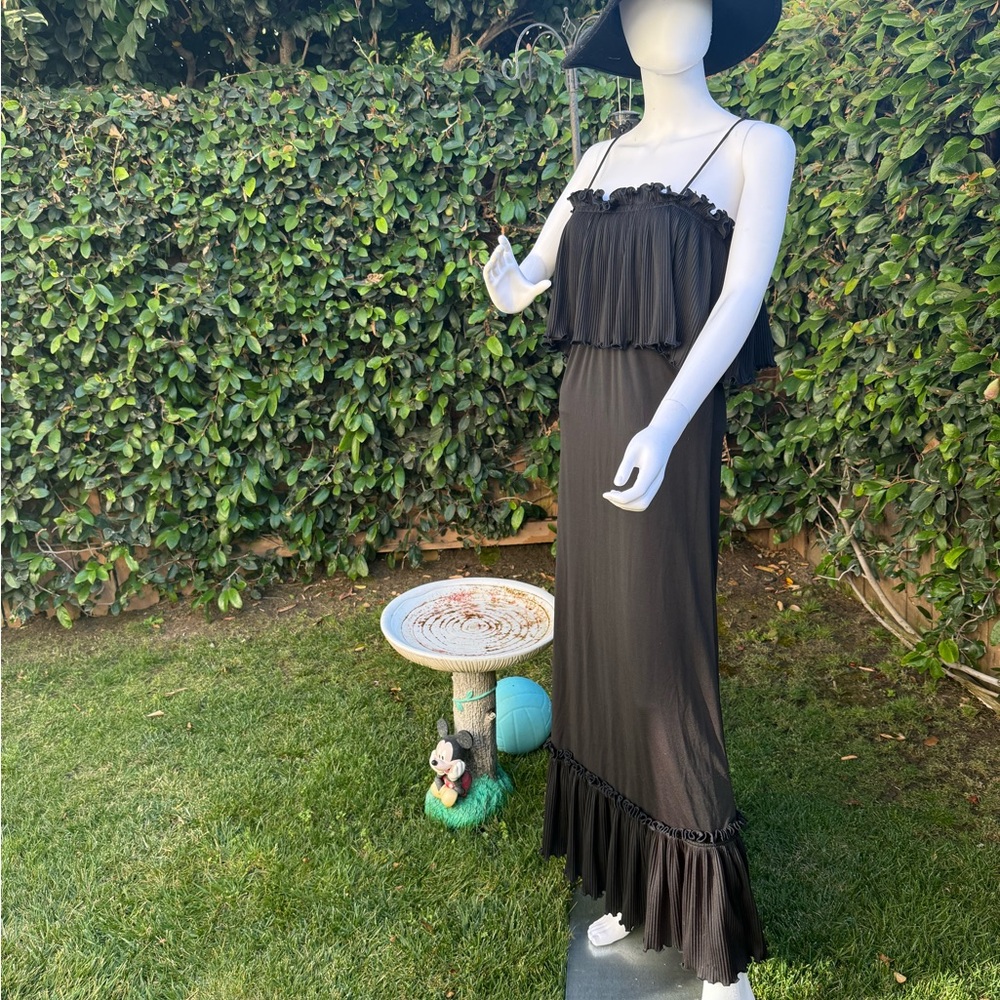 Elegant Black Maxi Dress